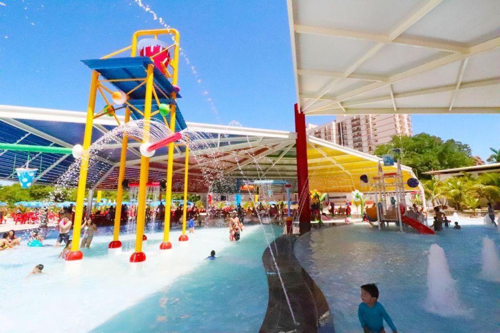 Spazzio Diroma Com Acesso Ao Acqua Park - Temporada Cn Adriele Caldas Novas Extérieur photo