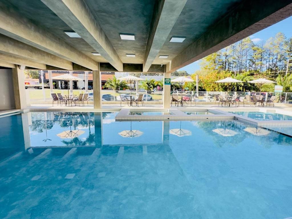 Spazzio Diroma Com Acesso Ao Acqua Park - Temporada Cn Adriele Caldas Novas Extérieur photo